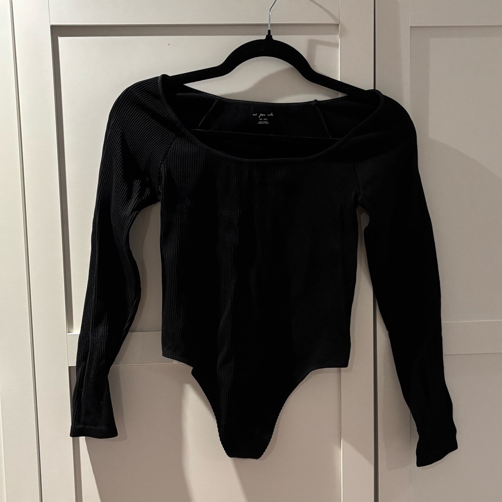 Off should ribbed body suit